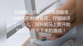 小母狗集锦 ~~ ❤️SM口爆，舔毒龙，真实自然的小母狗，天然的骚骚表情耐人寻味！