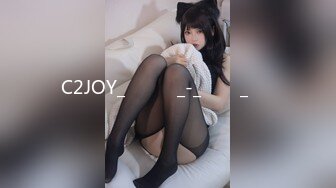 【新片速遞 】 3P前后艹骚熟女❤️阿姨两个大叔强暴，按住偷口暴吞精！