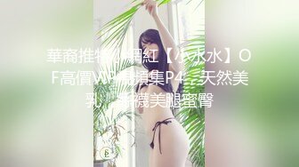 牛仔外套高颜值甜美妹子啪啪穿上睡衣口交舔弄翘起大屁股后入猛操