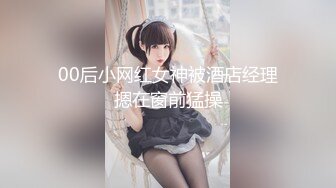 颜值不错的小宝贝穿着衣服跟小哥性爱啪啪