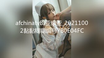   大波浪极品御姐，高颜值非常骚，炮友爆操蜜桃臀，69互舔吸吮大屌，抱着大屁股深插