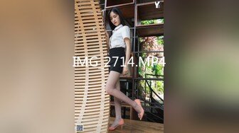 【OnlyFans】小胡渣大屌男友，颜值在线的肉感体态女友[yamthacha]福利合集，蜜桃臀粉穴后入，居家自拍 43