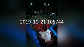 【新片速遞】  熟女老丈母极品黑丝肥臀老熟女道具自慰插穴聊聊自己的性事