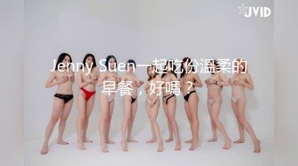 挑逗内心最深处的欲望！OnlyFans极品网红模特 Tharinton绝美花瓣浴诱惑！唯美和性欲融为一体