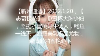 12月最新！咖啡店露出 跳弹自慰【Asia-Lynn】女神露脸男厕自慰 爽的喷水差点叫出来【31v】 (27)