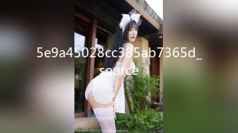 某办公大楼里的无门厕所29两个少妇